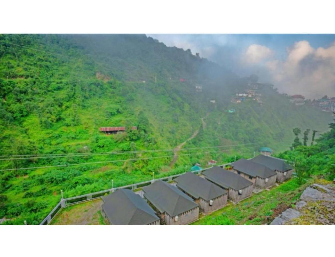 Shiv Sutra Resorts, 무소리에 외부 사진